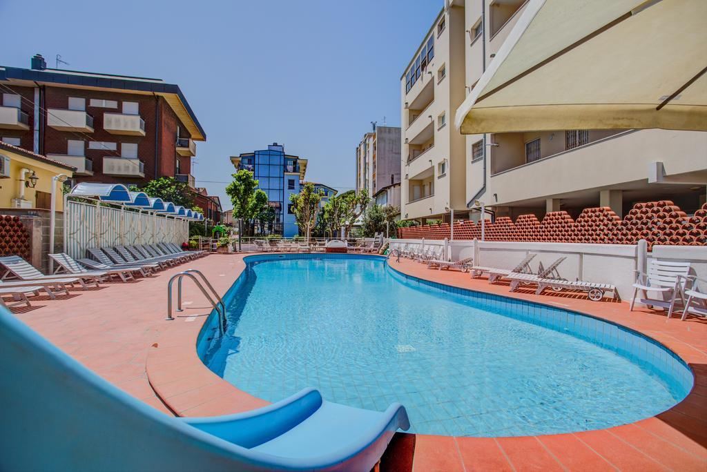 Hotel Rosalba - Valentini Family Village Bellaria-Igea Marina Luaran gambar